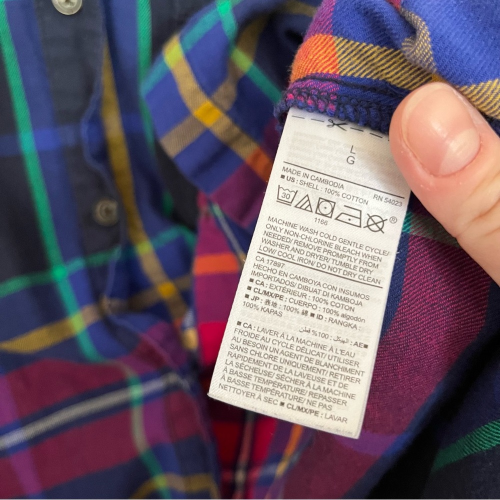 Old Navy Boyfriend Style Flannel Bundle - Picture 12 of 12